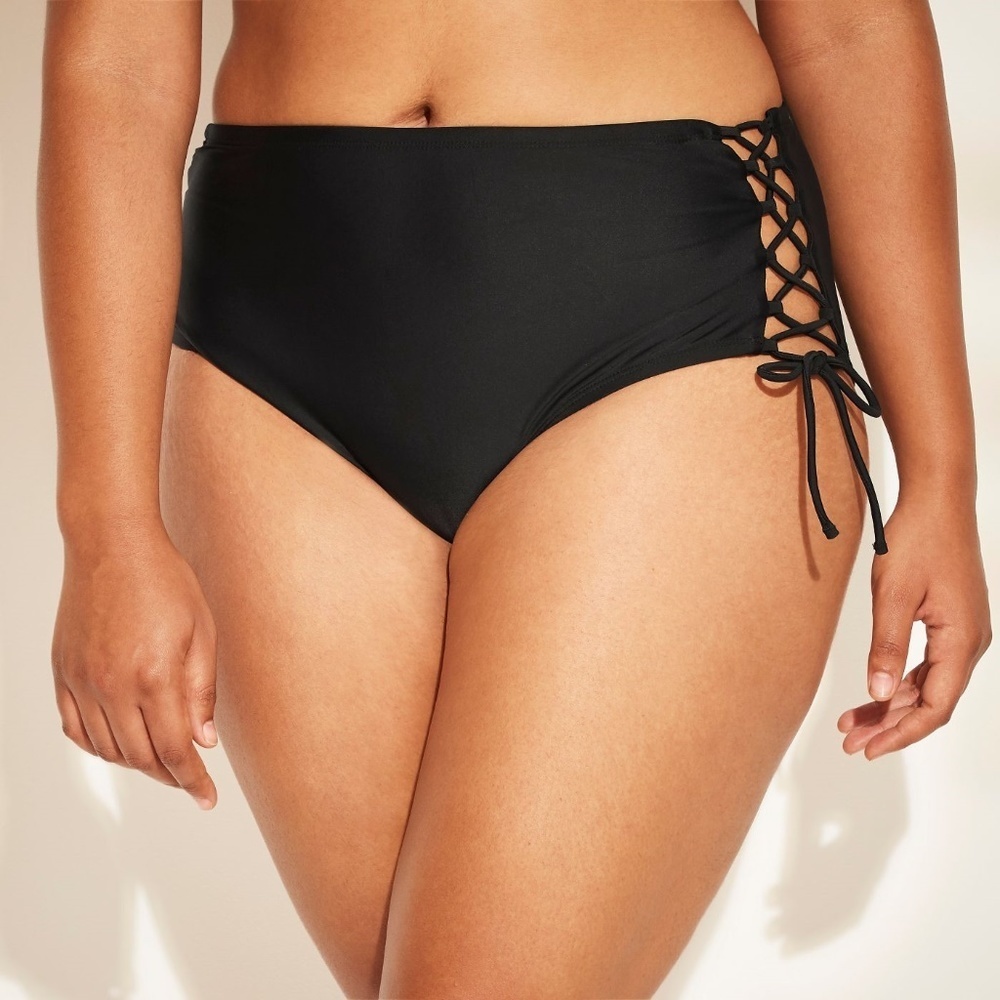 💥NWOT Xhilaration Swim Bikini Bottom Size 24W/26W